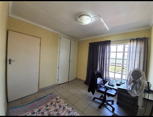 2 BEDROOM APARTMENT RENTED IN HALFWAY GARDENS